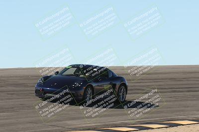 media/Oct-19-2025-PCA San Diego (Sun) [[b7baa86645]]/4-Yellow Group/Session 2 (Bowl)/